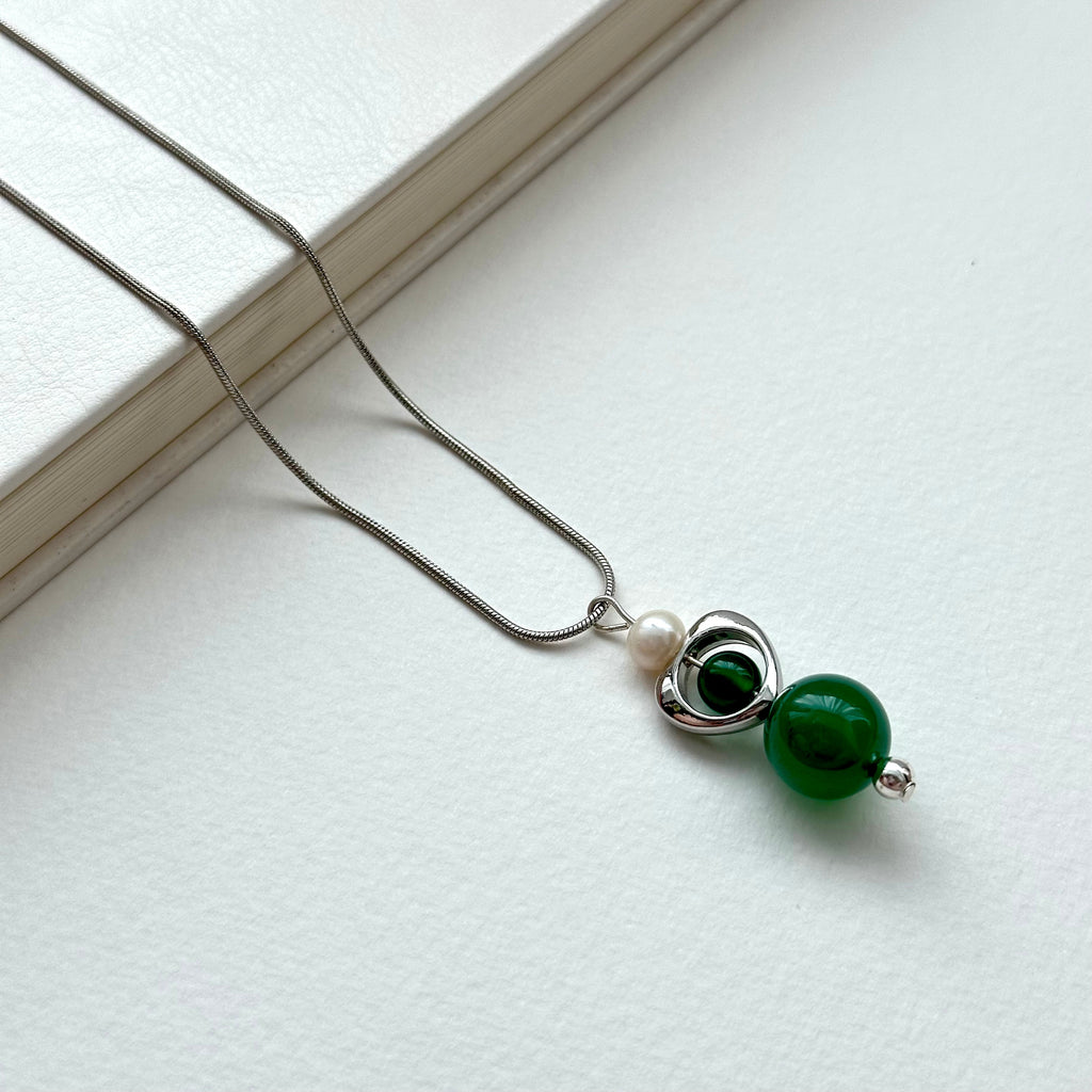 N55 [Love and Harmony] Green Agate | Freshwater Pearl | Solid Silver Plated | Necklace