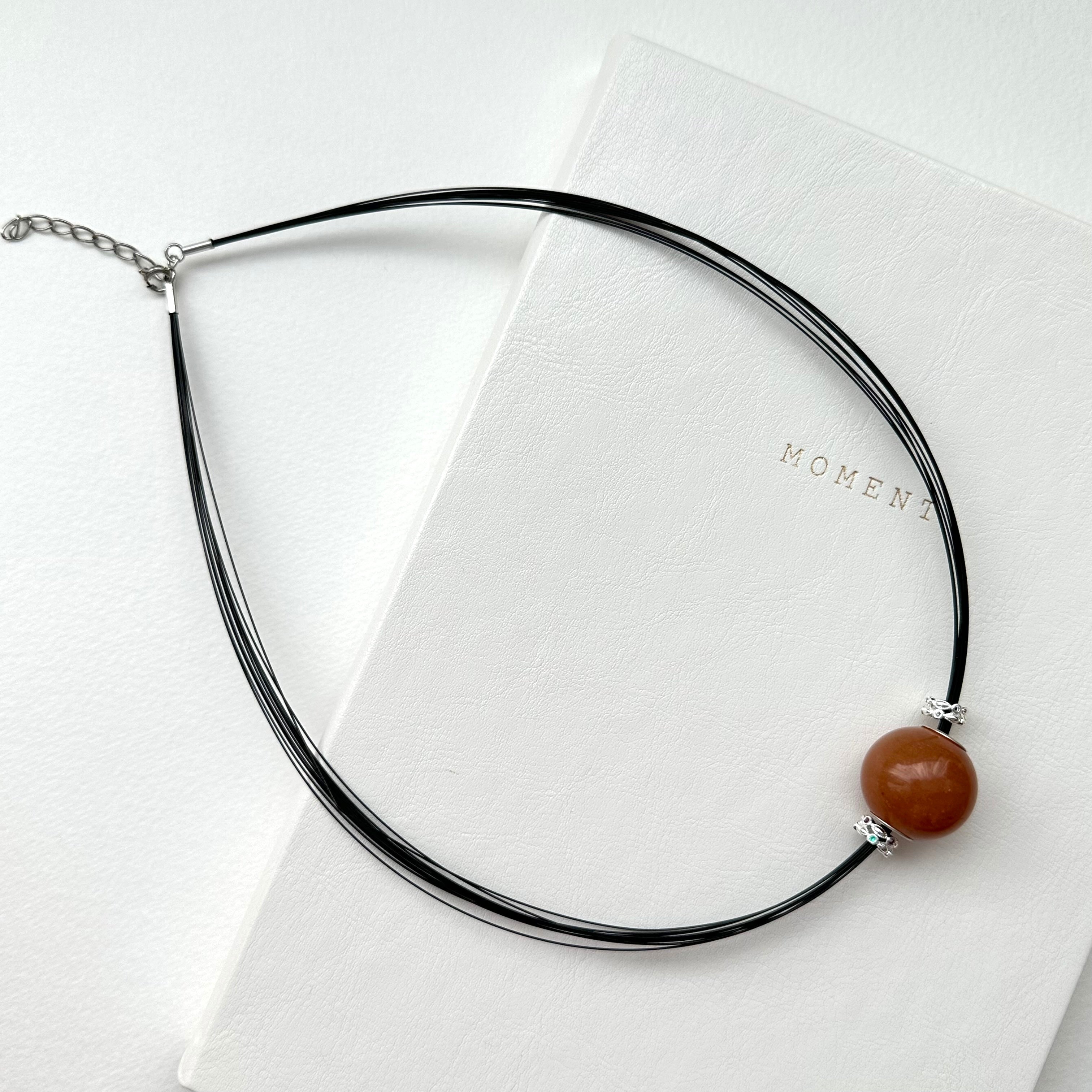 N58 [Taurus Gemini | May] Red Eastern Tombs | Silver-plated Copper Wire | Necklace