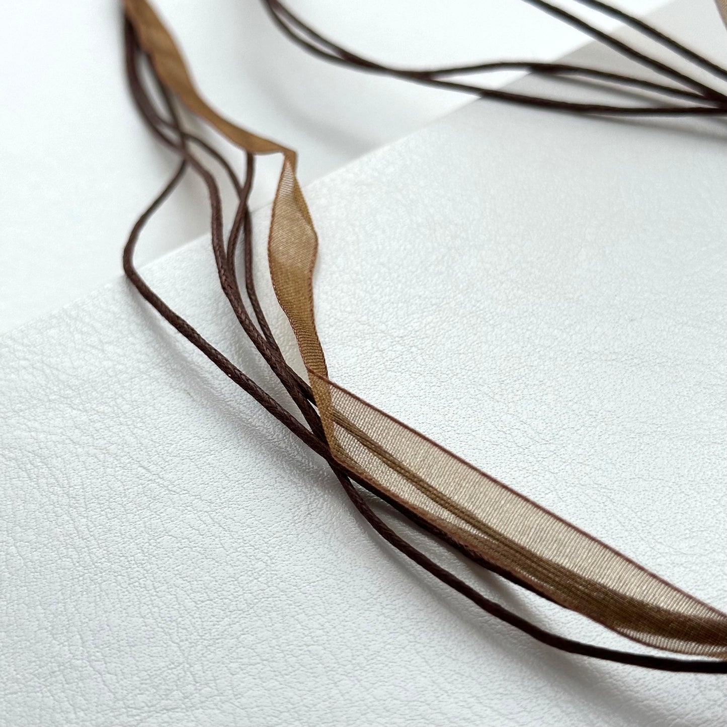 N60 [Earth Tone Necklace] Stone Shell Coffee Ribbon Braided Necklace