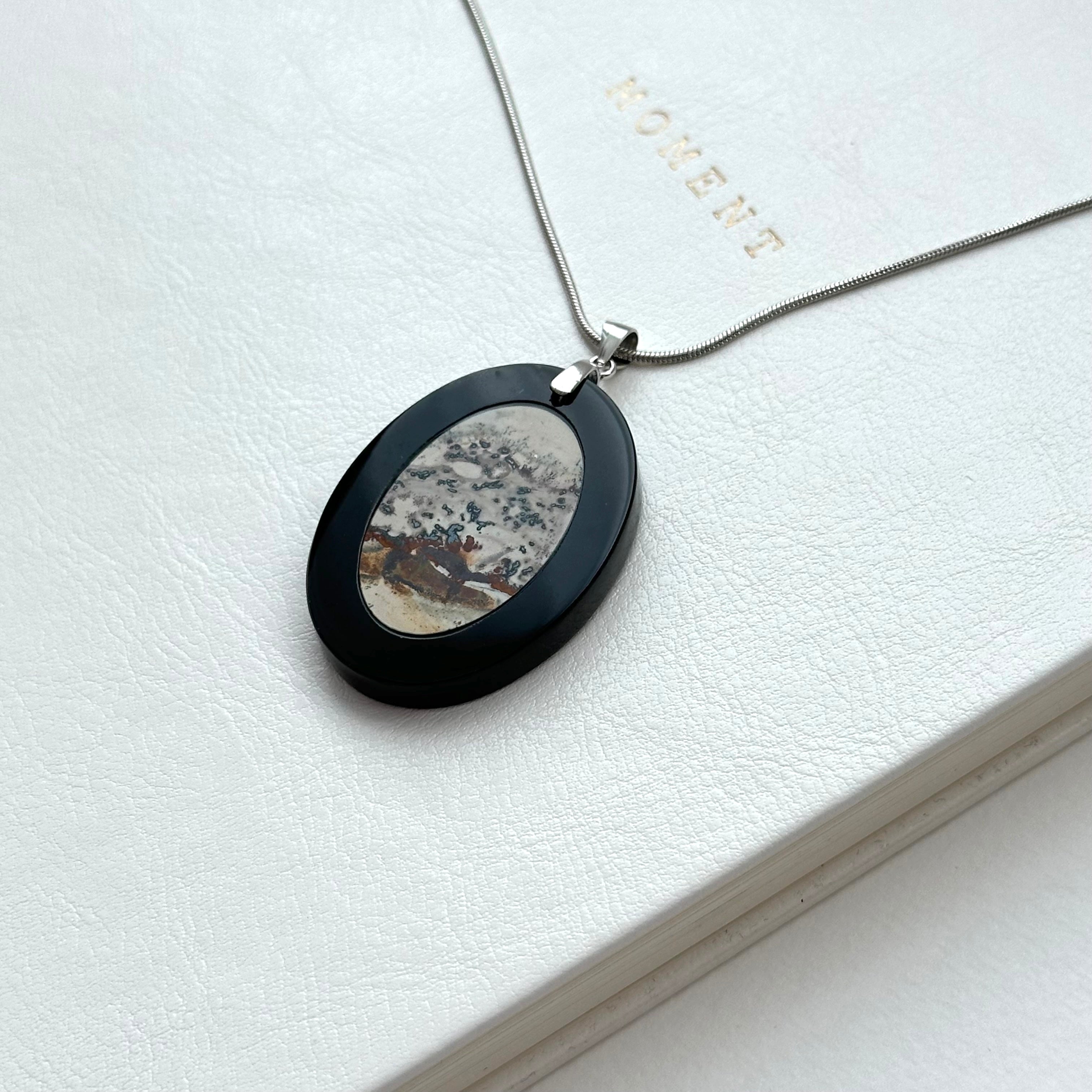 N67 [Ink Brush] Jasmine | Black Jasmine | Oval Silver-Plated Necklace