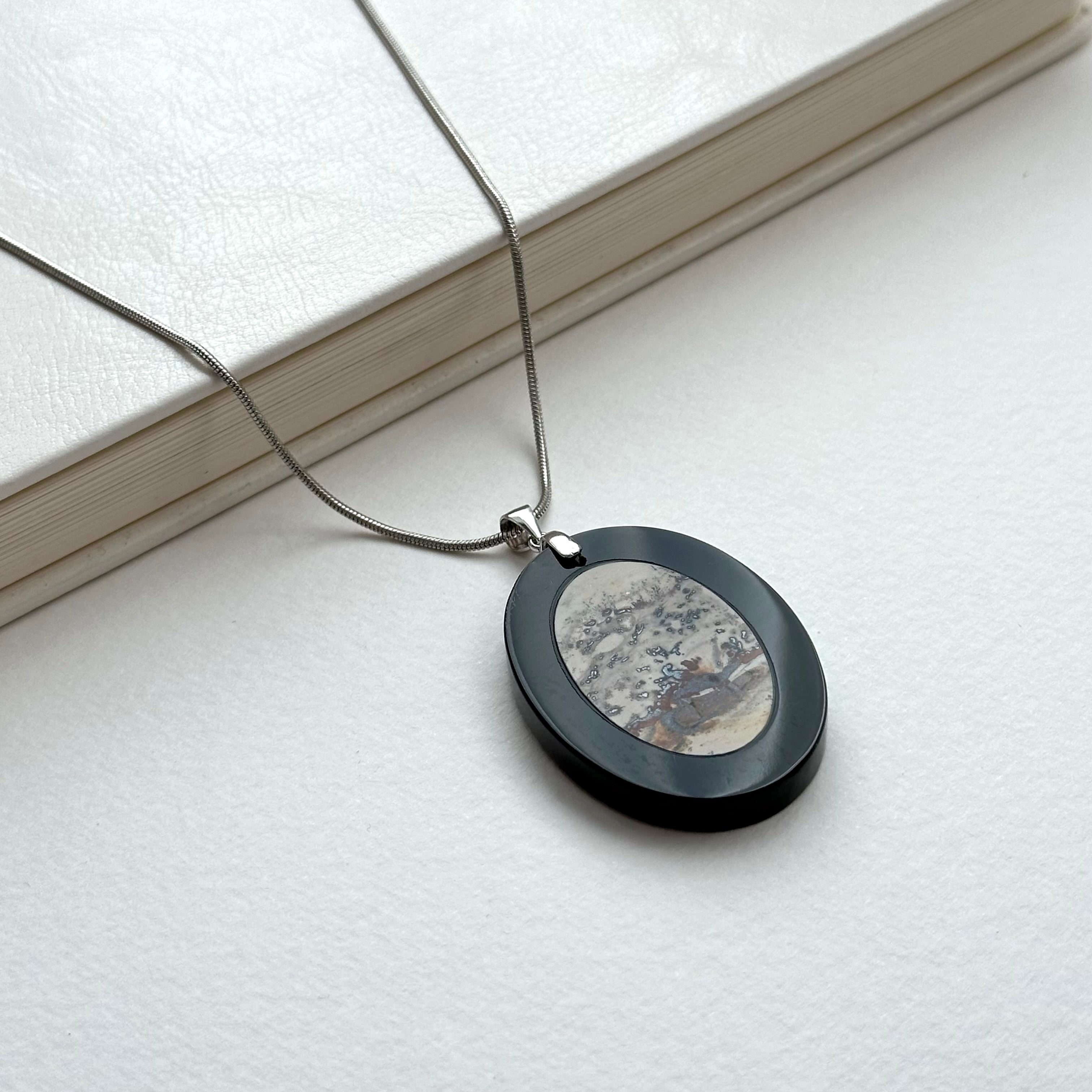 N67 [Ink Brush] Jasmine | Black Jasmine | Oval Silver-Plated Necklace