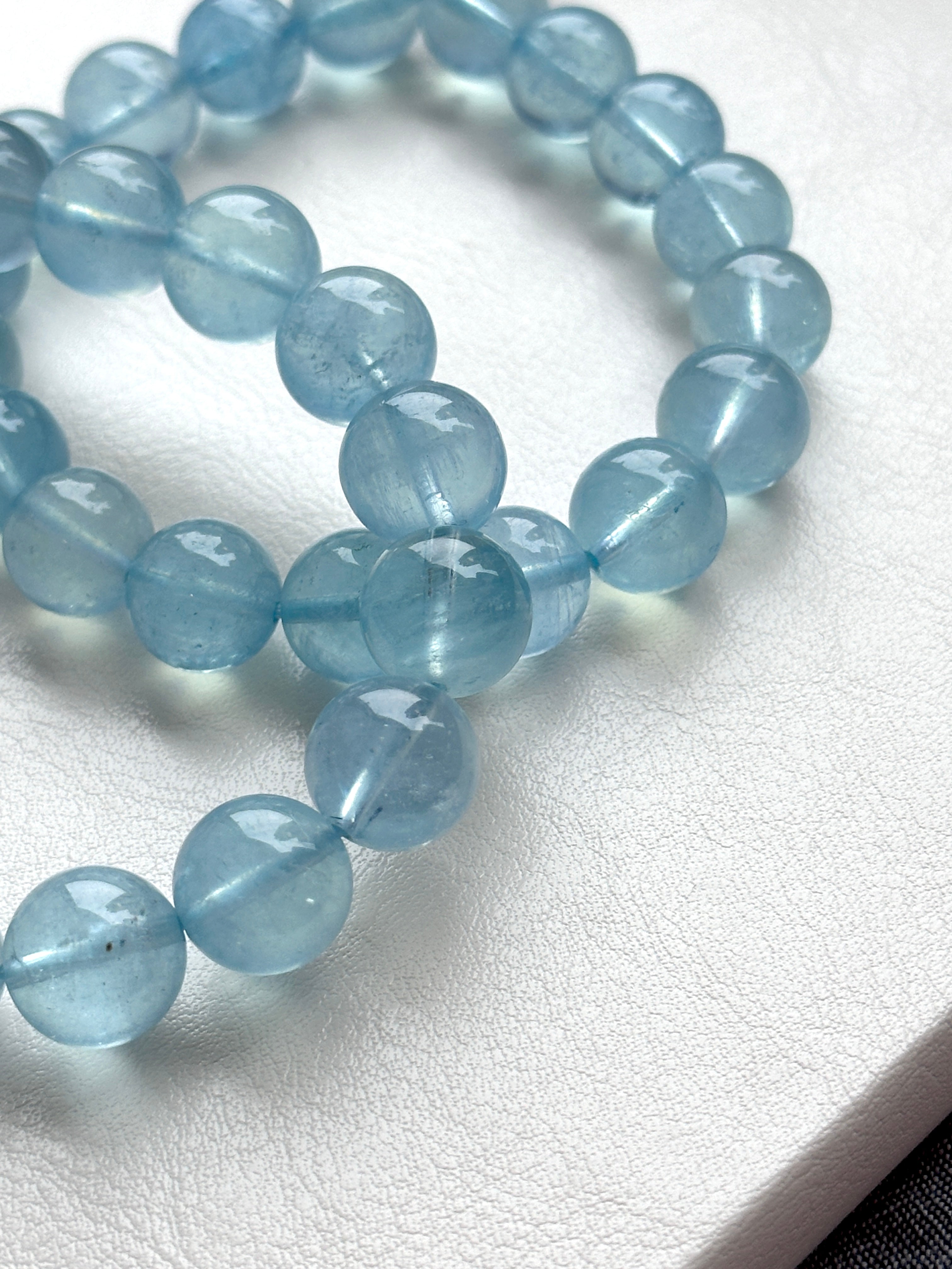 B004【雙魚牡羊座｜3月誕生石】海藍寶純珠手鏈手串