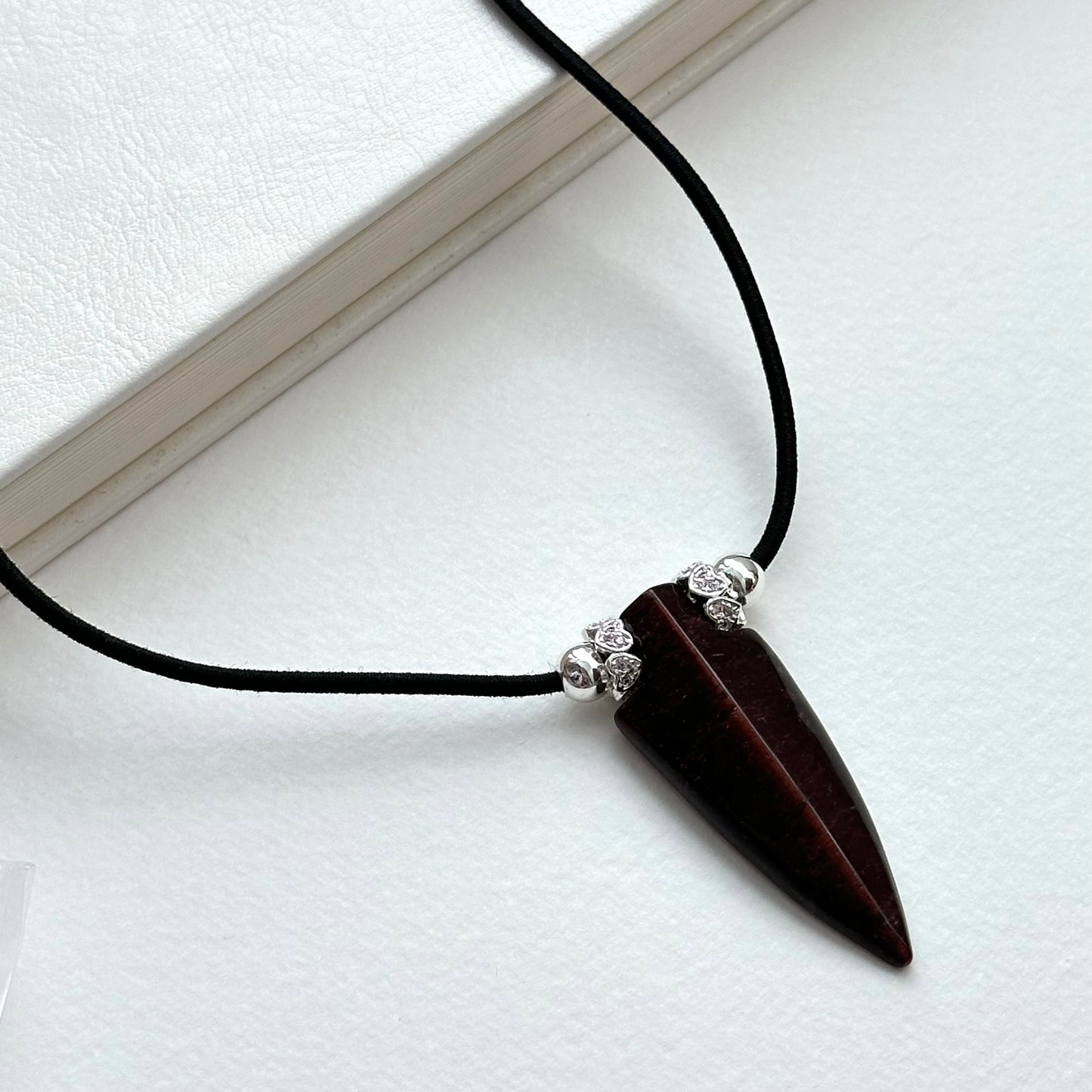 N72 [Gemini Birthstone] Red Tiger Eye Arrow Silver Plated Necklace