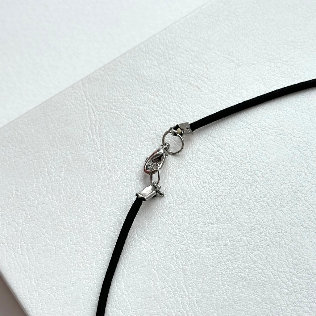 N72 [Gemini Birthstone] Red Tiger's Eye | Arrowhead | Silver Plated | Necklace