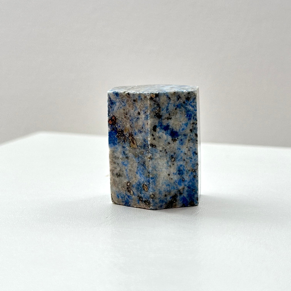 TS21【釐清自我】藍紋石小六角水晶柱