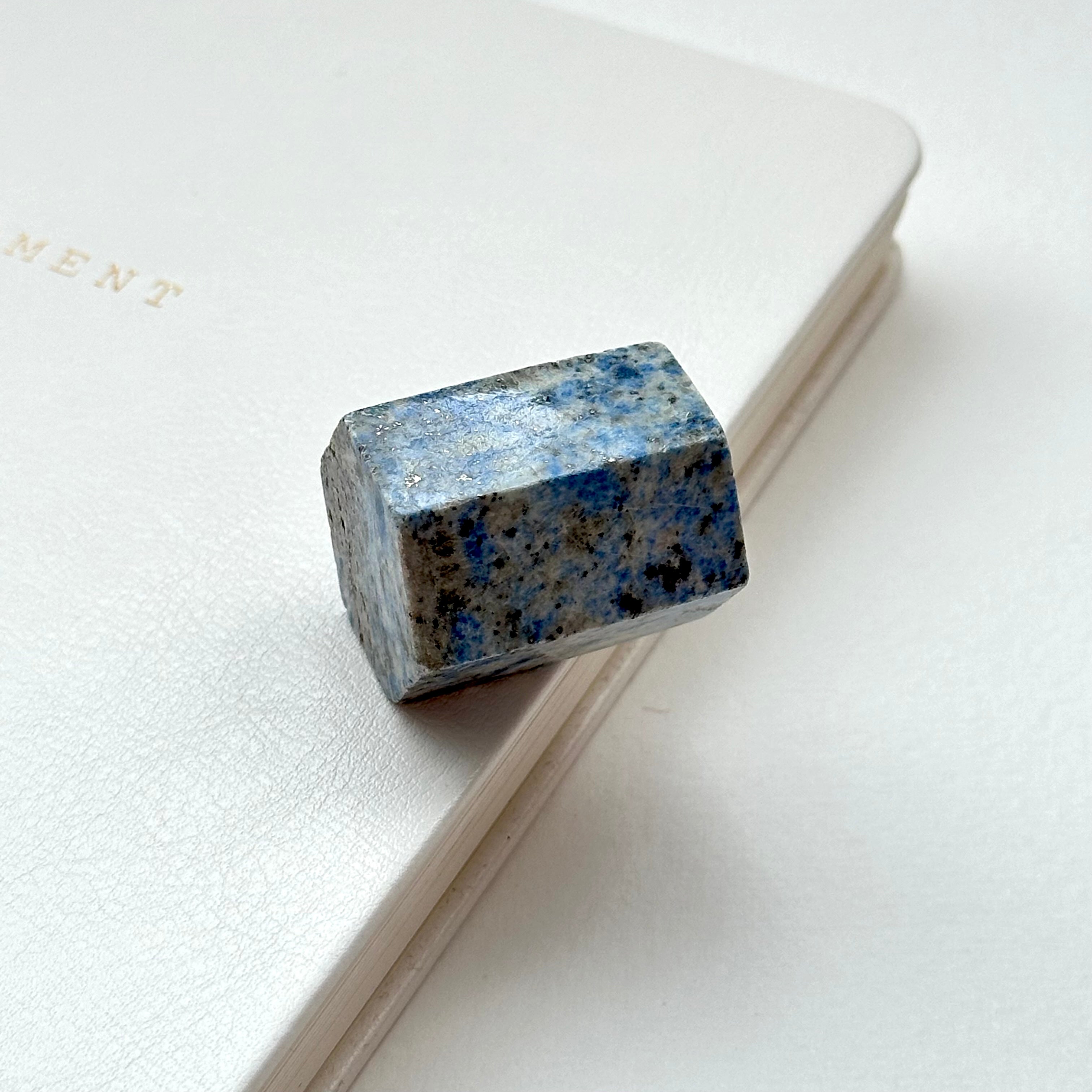 TS21【釐清自我】藍紋石小六角水晶柱