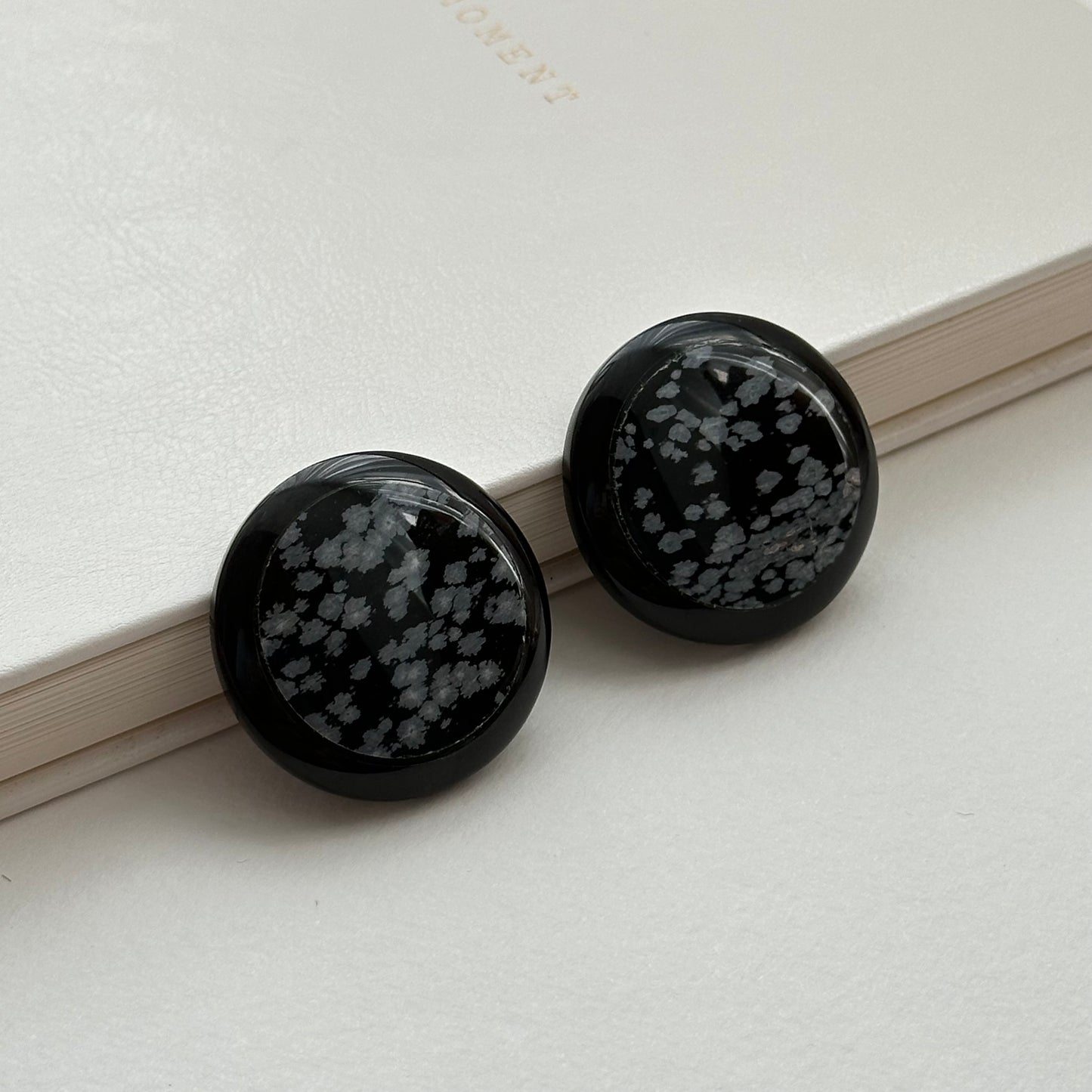 TS10 [Sagittarius Capricorn | December] Snowflake Obsidian Black Jasper Round Blocks for Office or Home Healing Devices