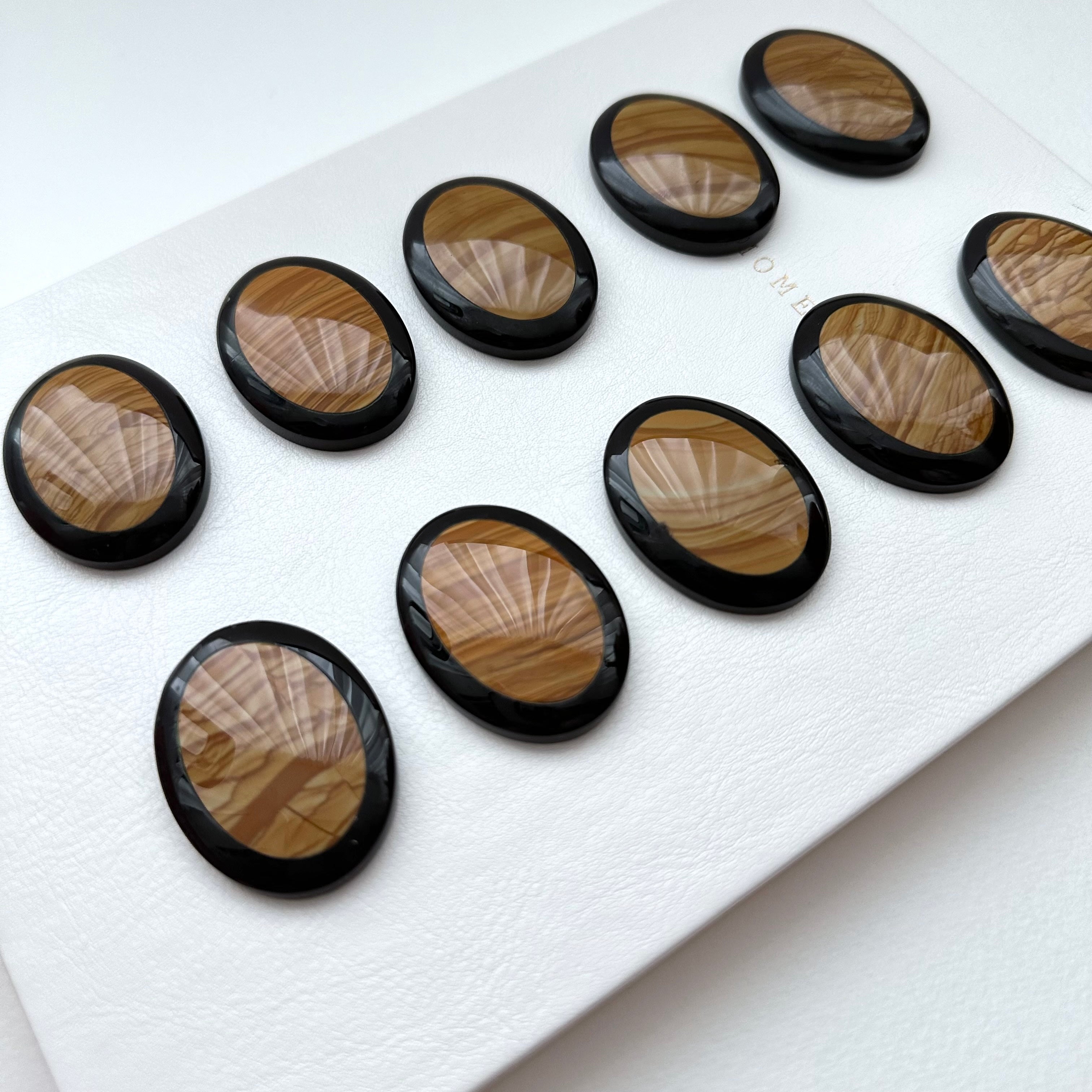 TS9【畢加索沉積岩｜一圖一物】橢圓塊圖畫石黑碧石