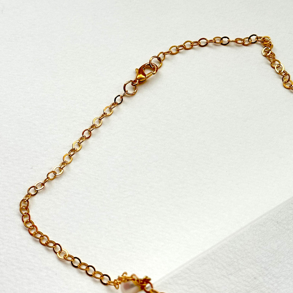 N77【日月守護】拉長石|出雲型勾玉|淡水珍珠|鍍金|頸鏈項鏈