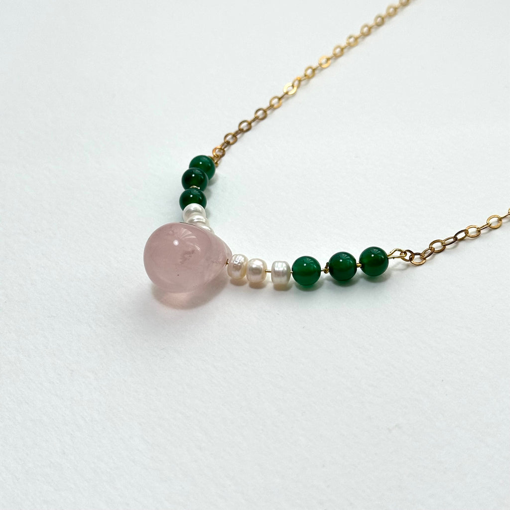 N83 [Cancer Leo | July] Teardrop Rose Quartz | Freshwater Pearl | Green Agate | Gold Plated | Necklace