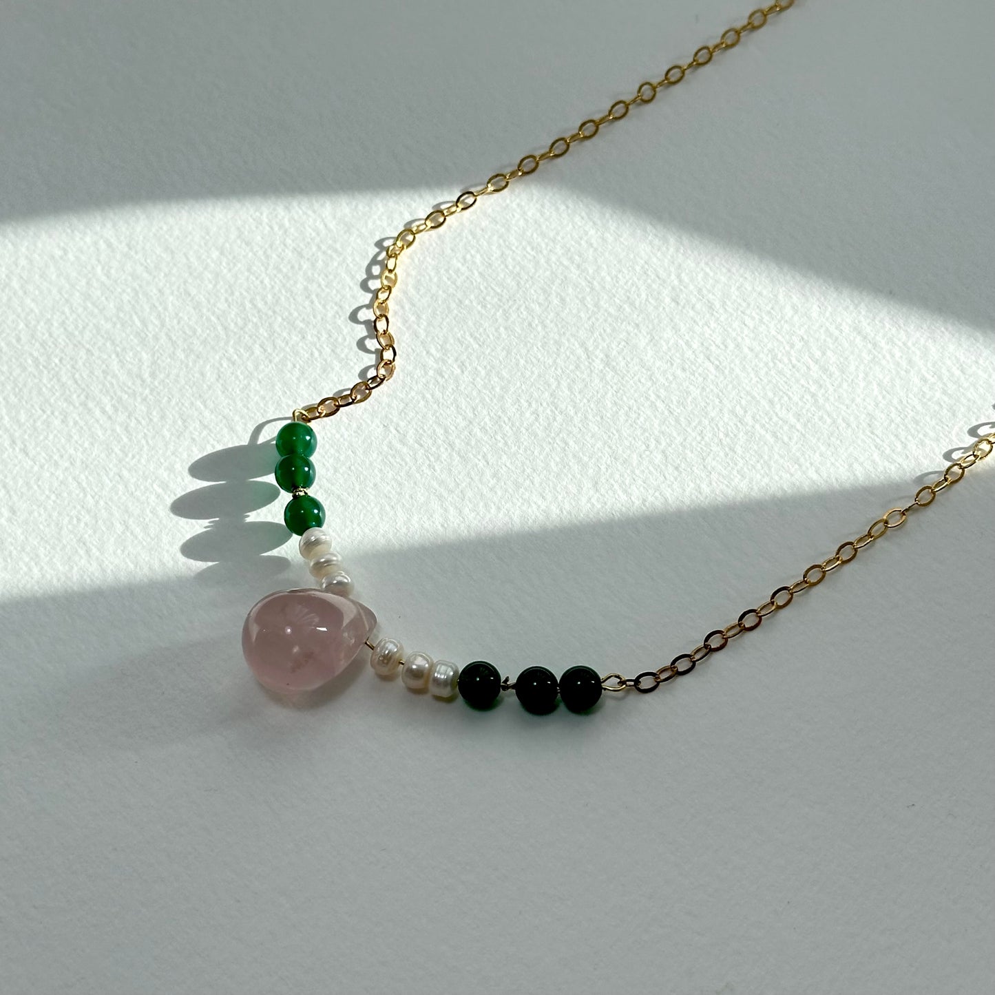 N83 [Cancer Leo | July] Water Drop Rose Quartz Freshwater Pearl Green Agate Gold-plated Necklace