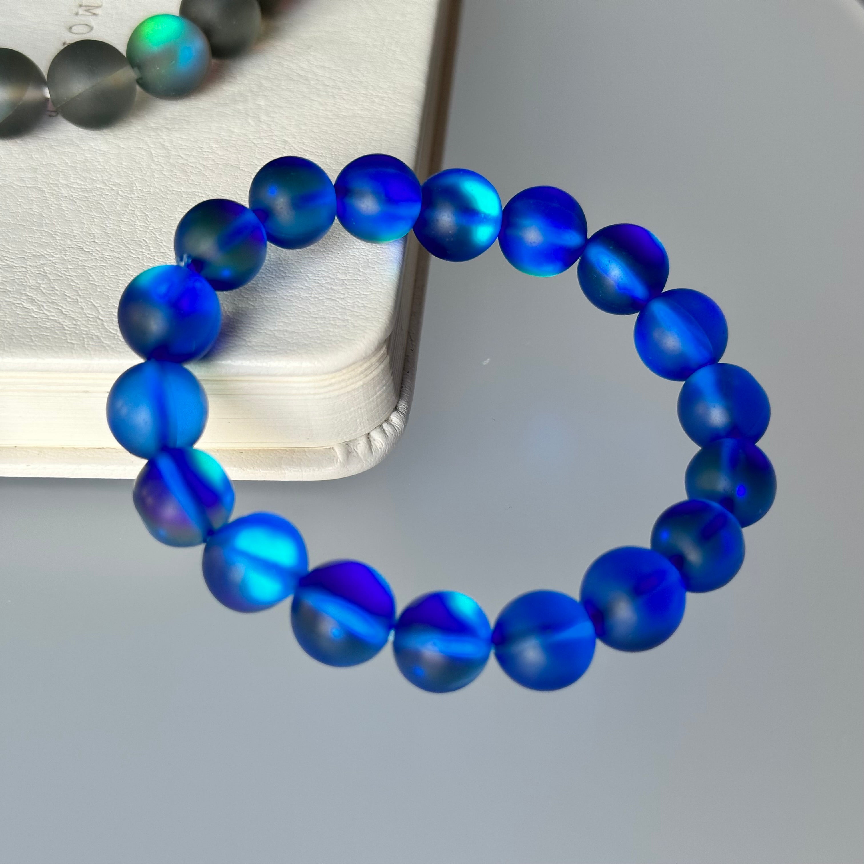 B49 霧皇家藍月亮琉璃石純珠手鏈手串  Matt Blue MoonStone Bracelet
