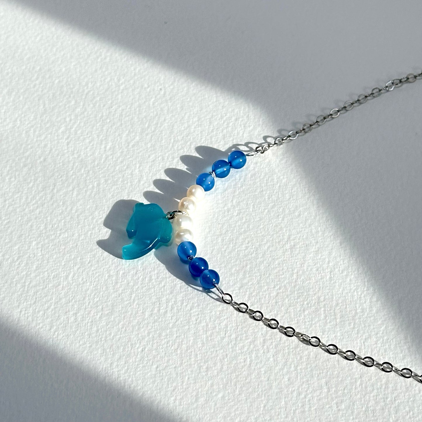 N86 [Blue World] Sea Blue Agate Freshwater Pearl Dolphin Silver Plated Necklace