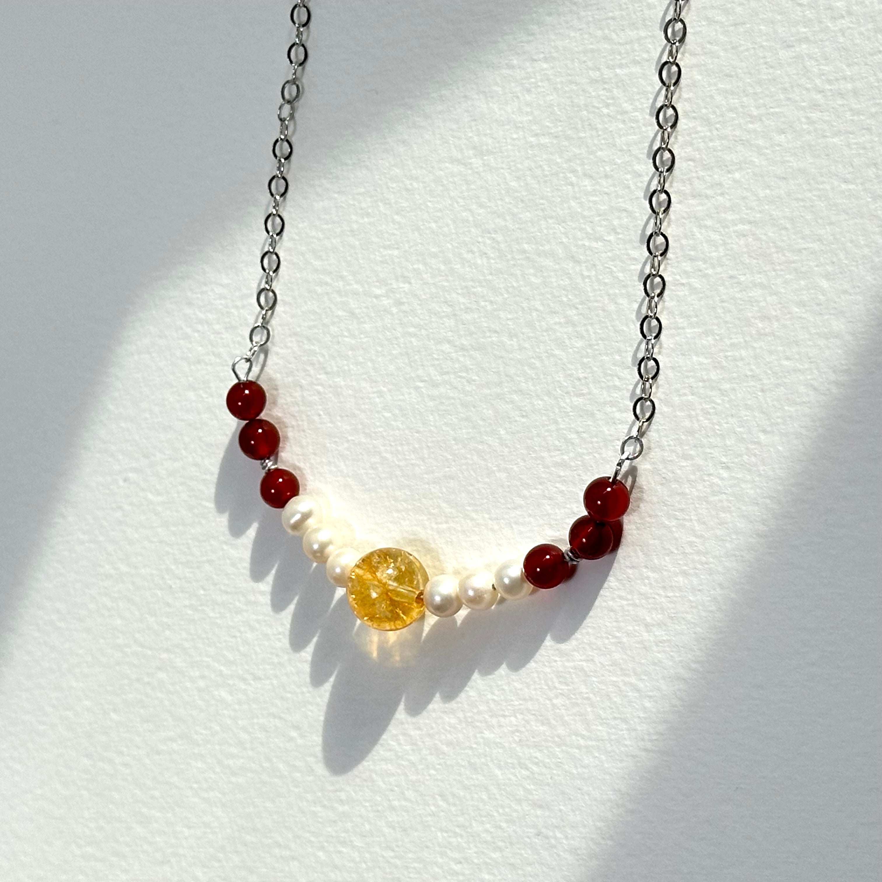 N87【天蠍射手座|11月誕生石】紅瑪瑙|黃水晶|淡水珍珠|鍍銀|頸鏈項鏈