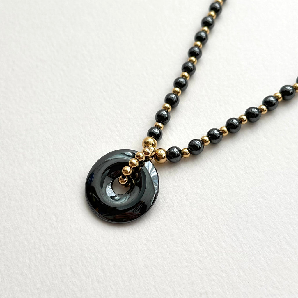 N90 [Protection and Implementation] Hematite | Safety Buckle | Gold Plating | Necklace