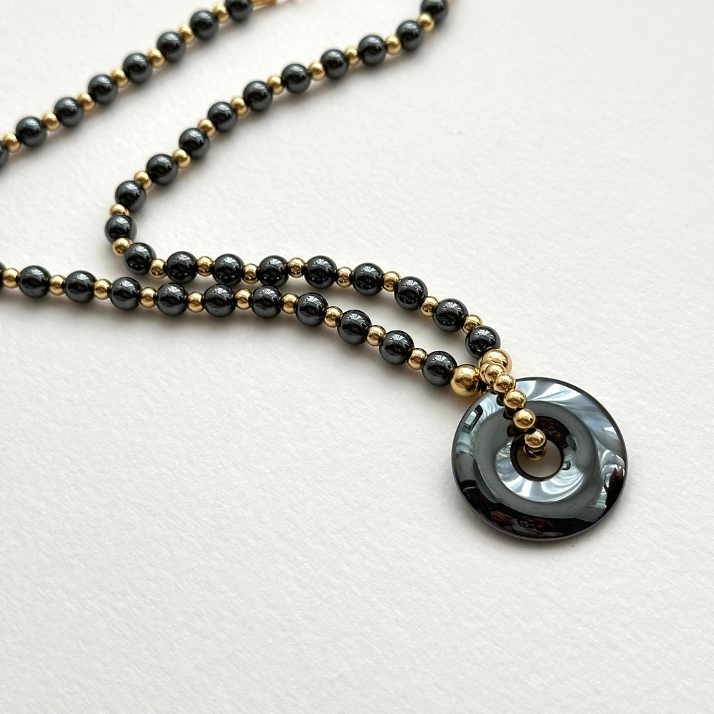 N90 [Protection and Implementation] Hematite | Safety Buckle | Gold Plating | Necklace