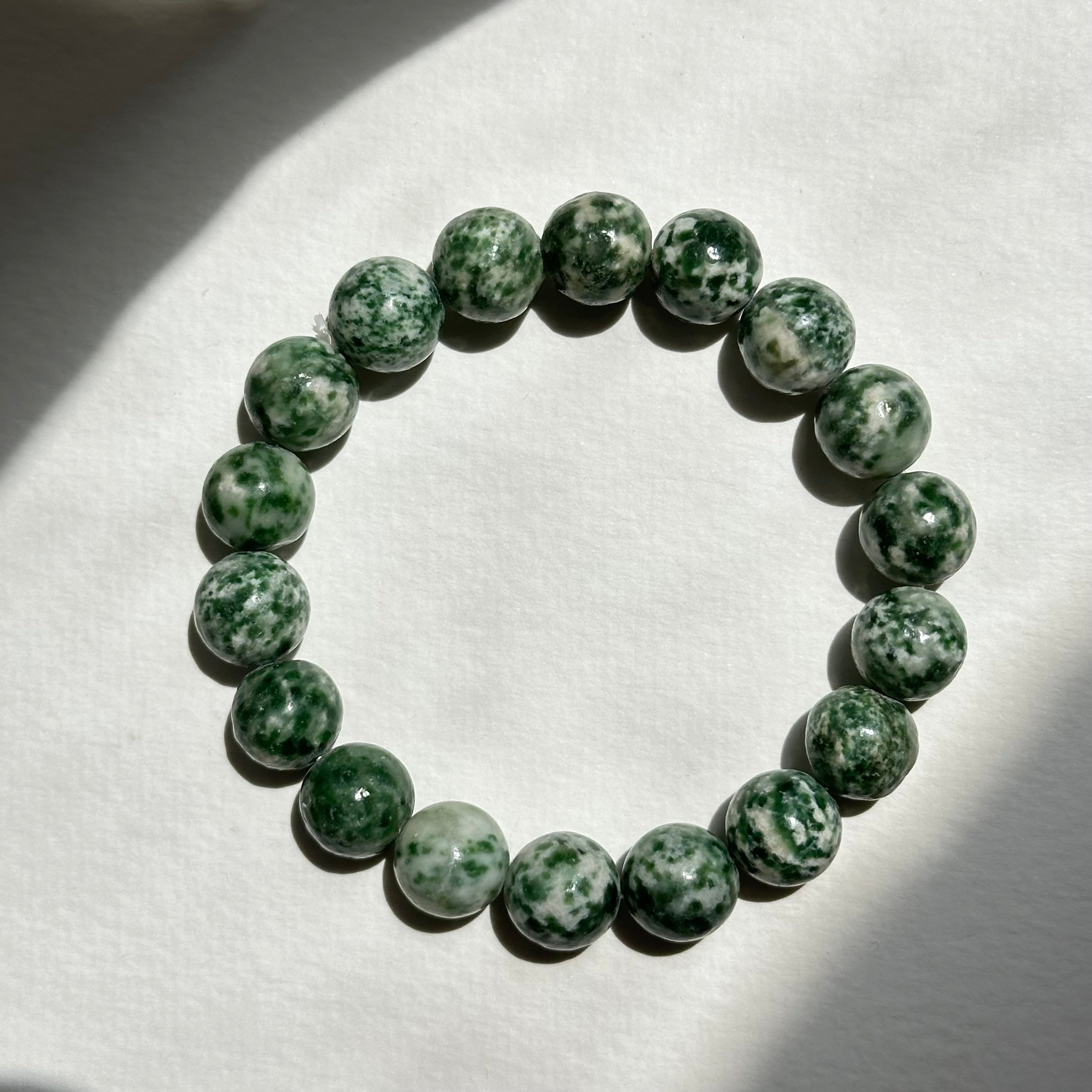 B23 Green Dot Stone Pure Bead Bracelet
