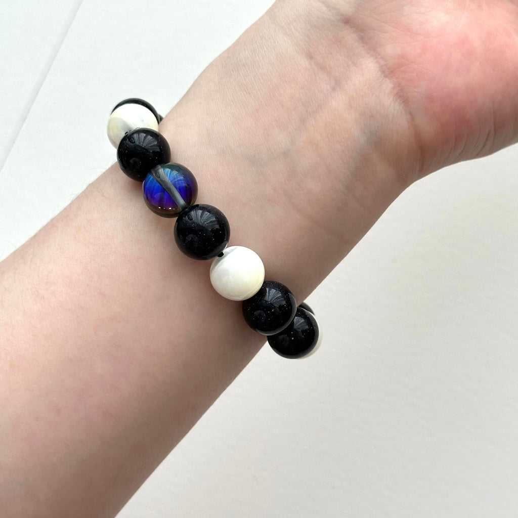 BS261 [Starry Night] Blue Sandstone Horseshoe Snail Dark Blue Glass Bracelet