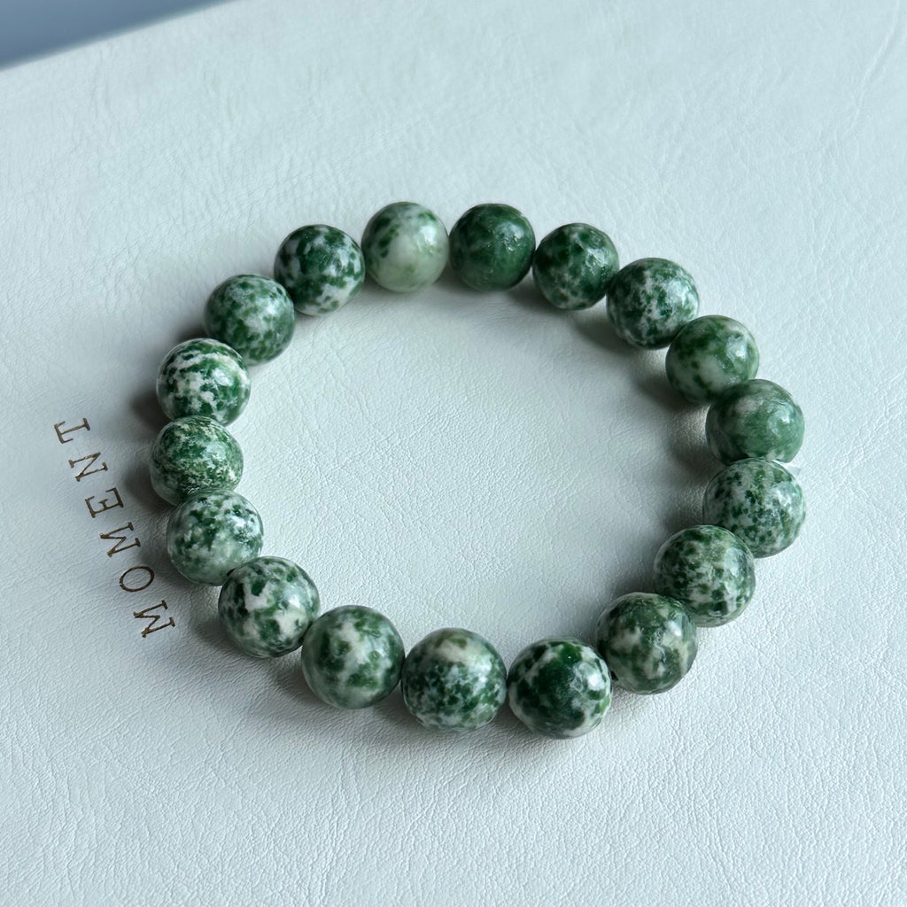 B23 Green Dot Stone Pure Bead Bracelet