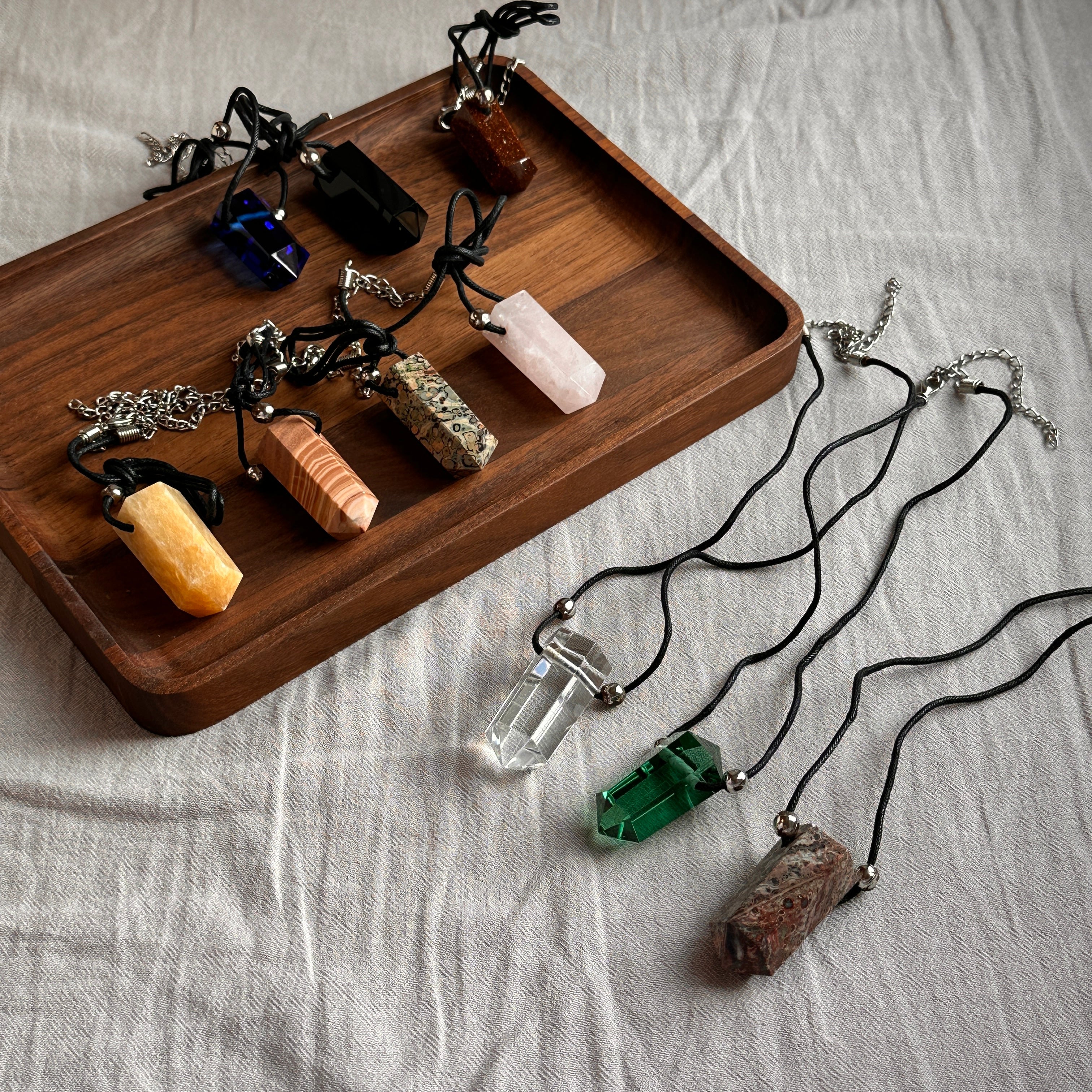 N90【Protection and Implementation】Hematite Peace Buckle Gold-plated Necklace