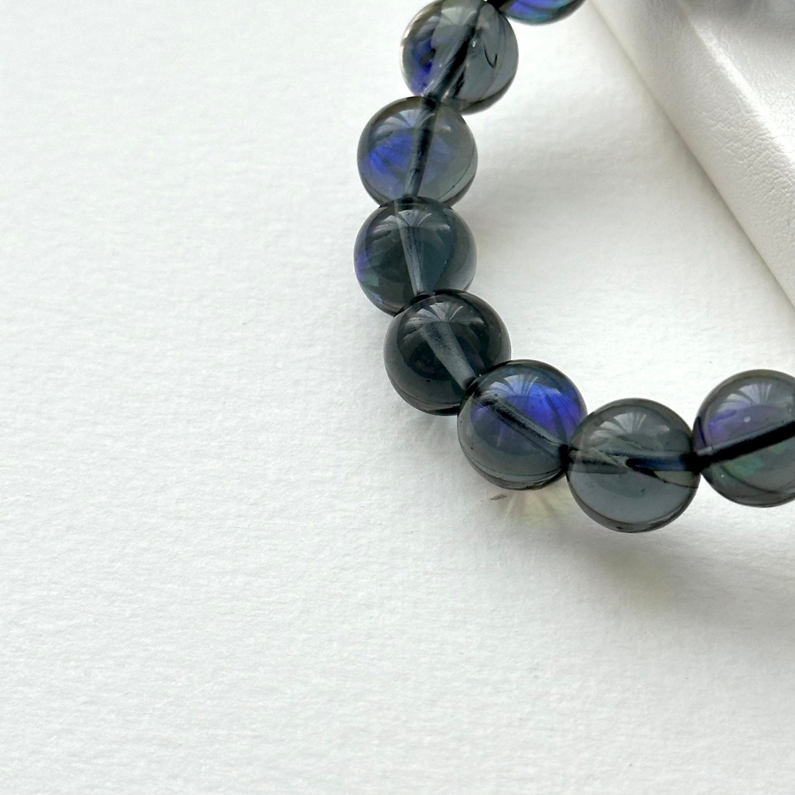 BS265 [Dark Blue Moon Glass] Dark Moon Glass White Blue Green Agate Bracelet