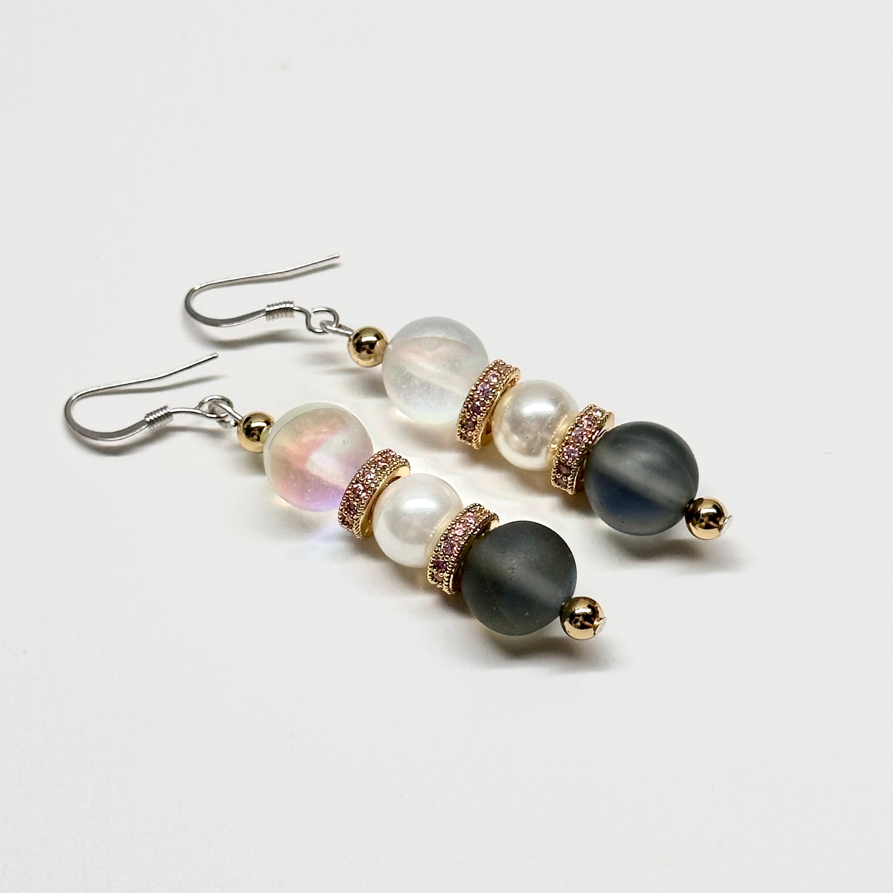 E16 灰白月光石珍珠古典環形金飾耳環 Grey White Pearl Classic Golden Accessories Earring