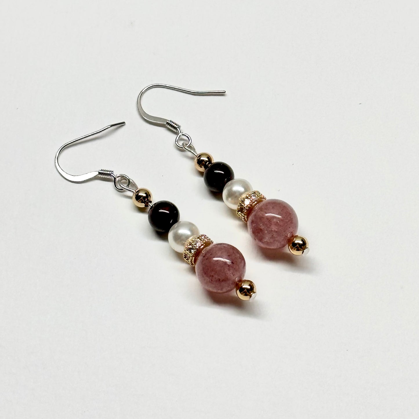 E20 草莓晶黑瑪瑙珍珠古典環形金飾耳環 Strawberry Quartz Black Agate Pearl Classic Golden Accessories Earring