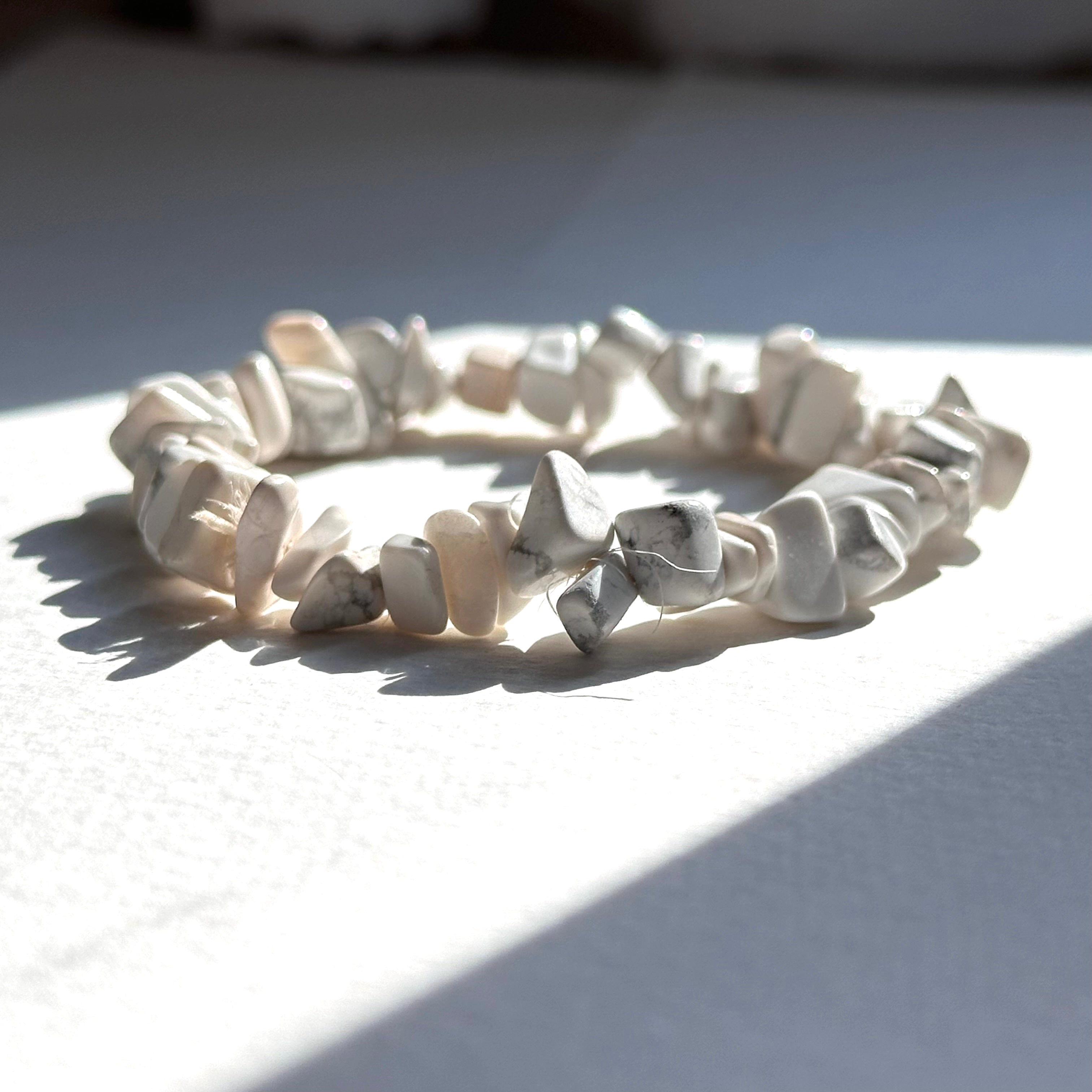 B93【印第安聖石】白松石小碎片純珠手鏈手串