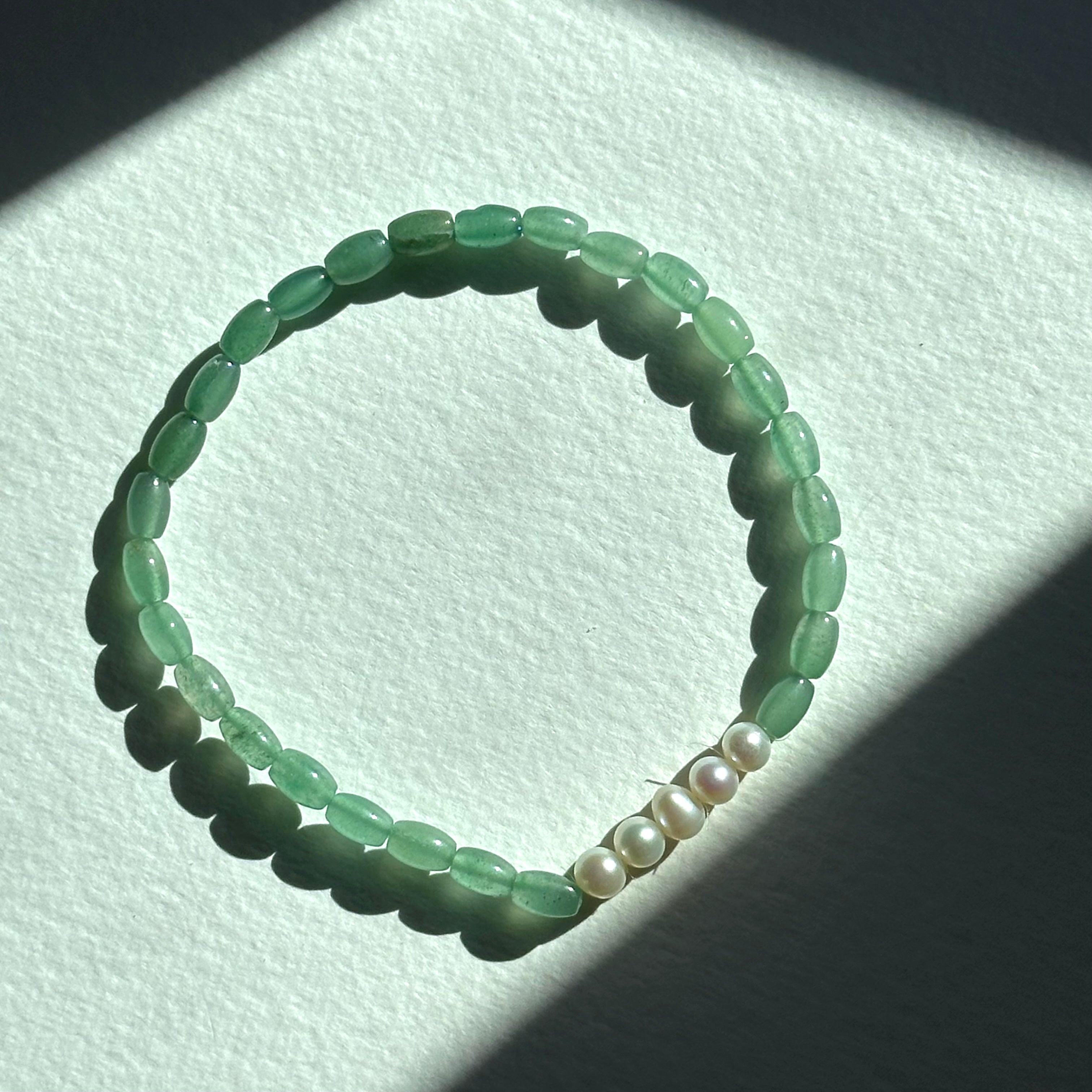 BS267 [Taurus Gemini | May Birthday] Oval Green Aventurine Freshwater Pearl Light Bracelet