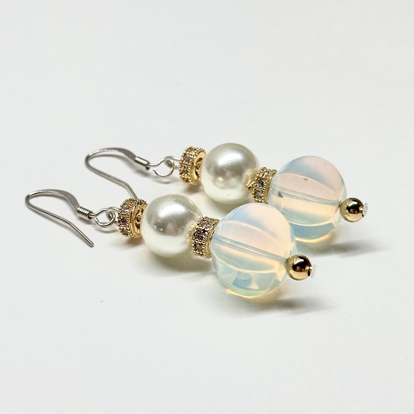 E25 蛋白石珍珠古典環形金飾耳環 Opal Pearl Classic Golden Accessories Earring