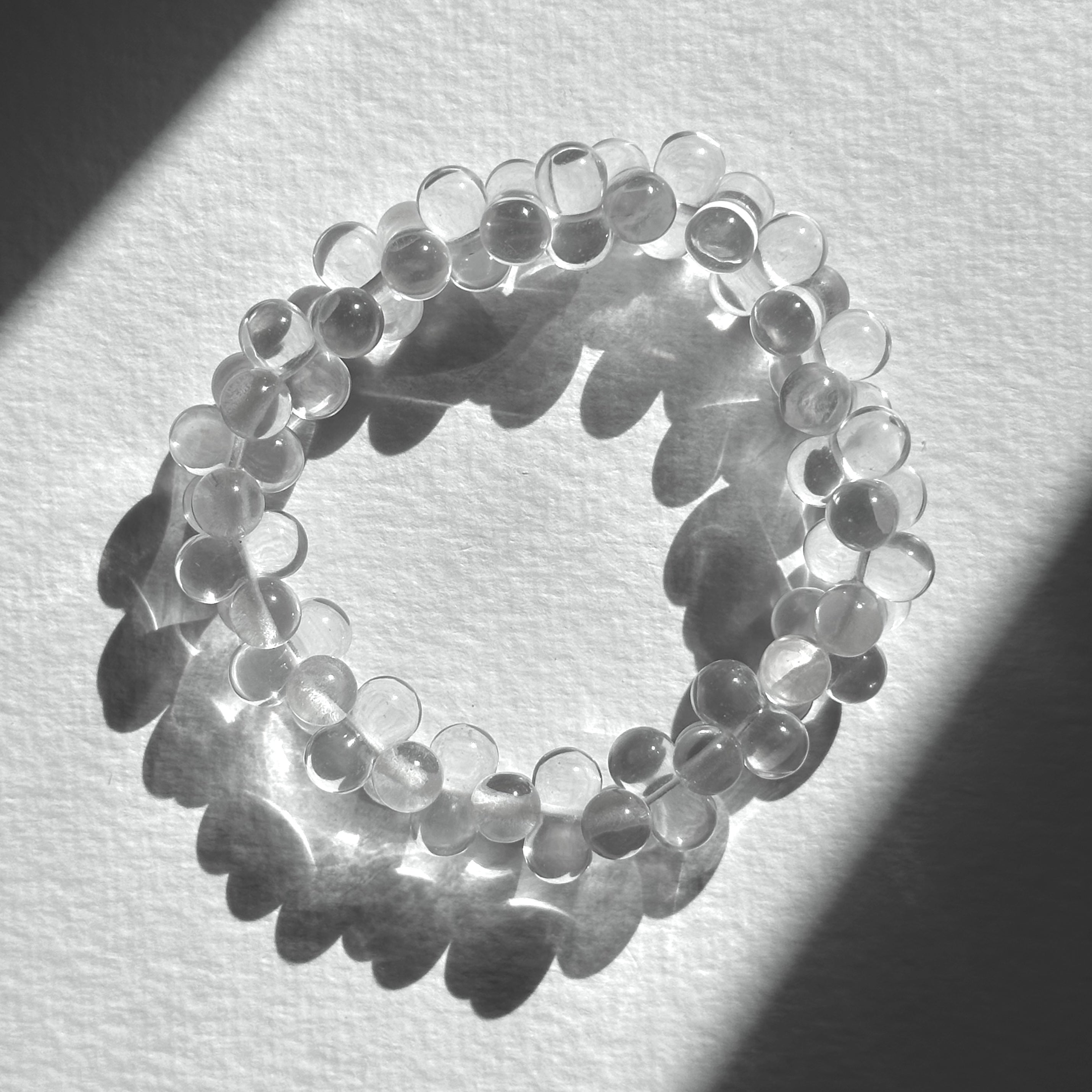 B73 [Aries/Taurus | April] White Crystal Bubble Pear-Shaped Pure Bead Bracelet