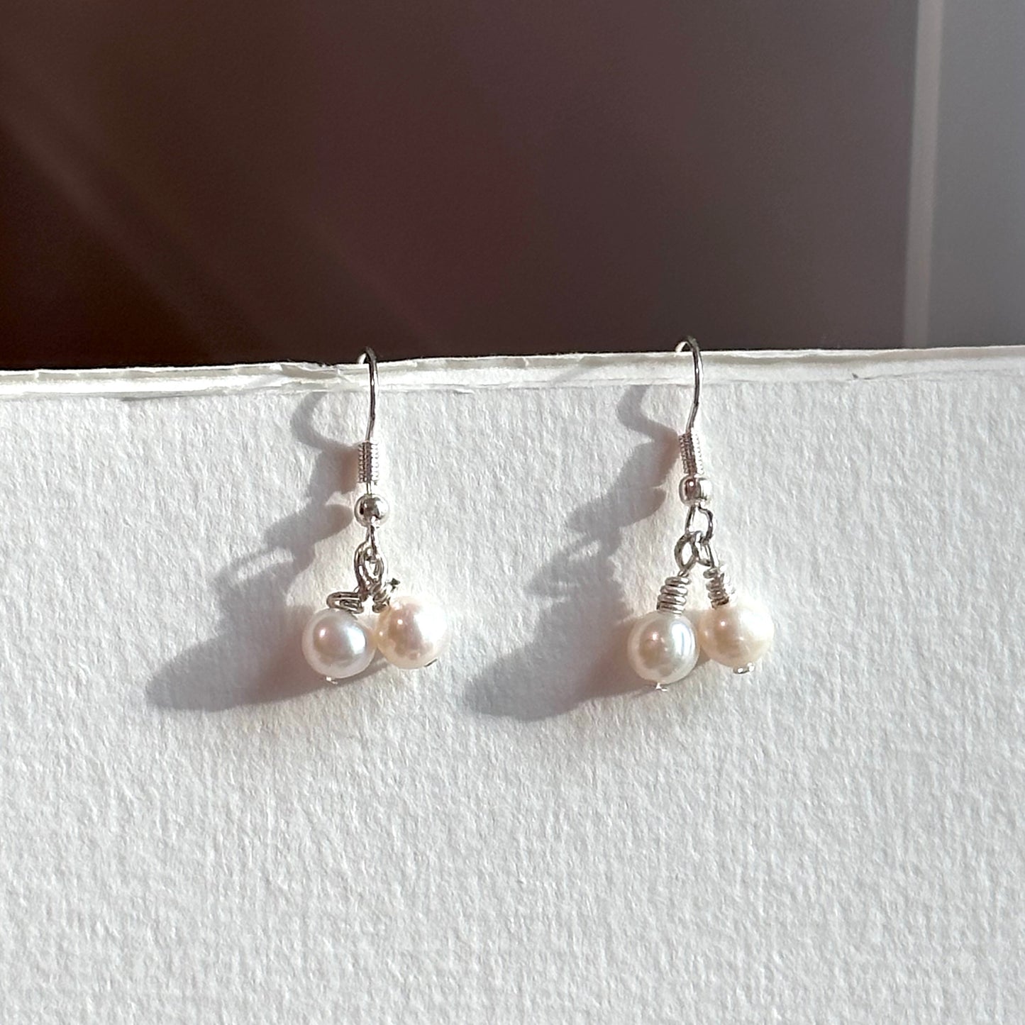 E29 [Glass meteorite] Libyan gold meteorite gold-plated earrings
