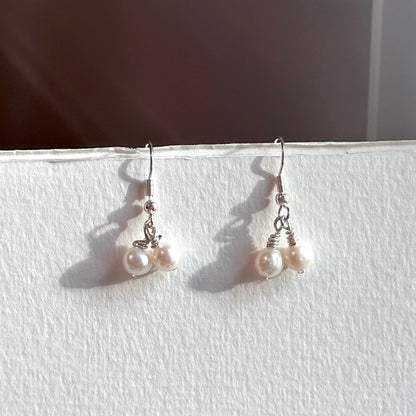 E29 [Glass meteorite] Libyan gold meteorite gold-plated earrings