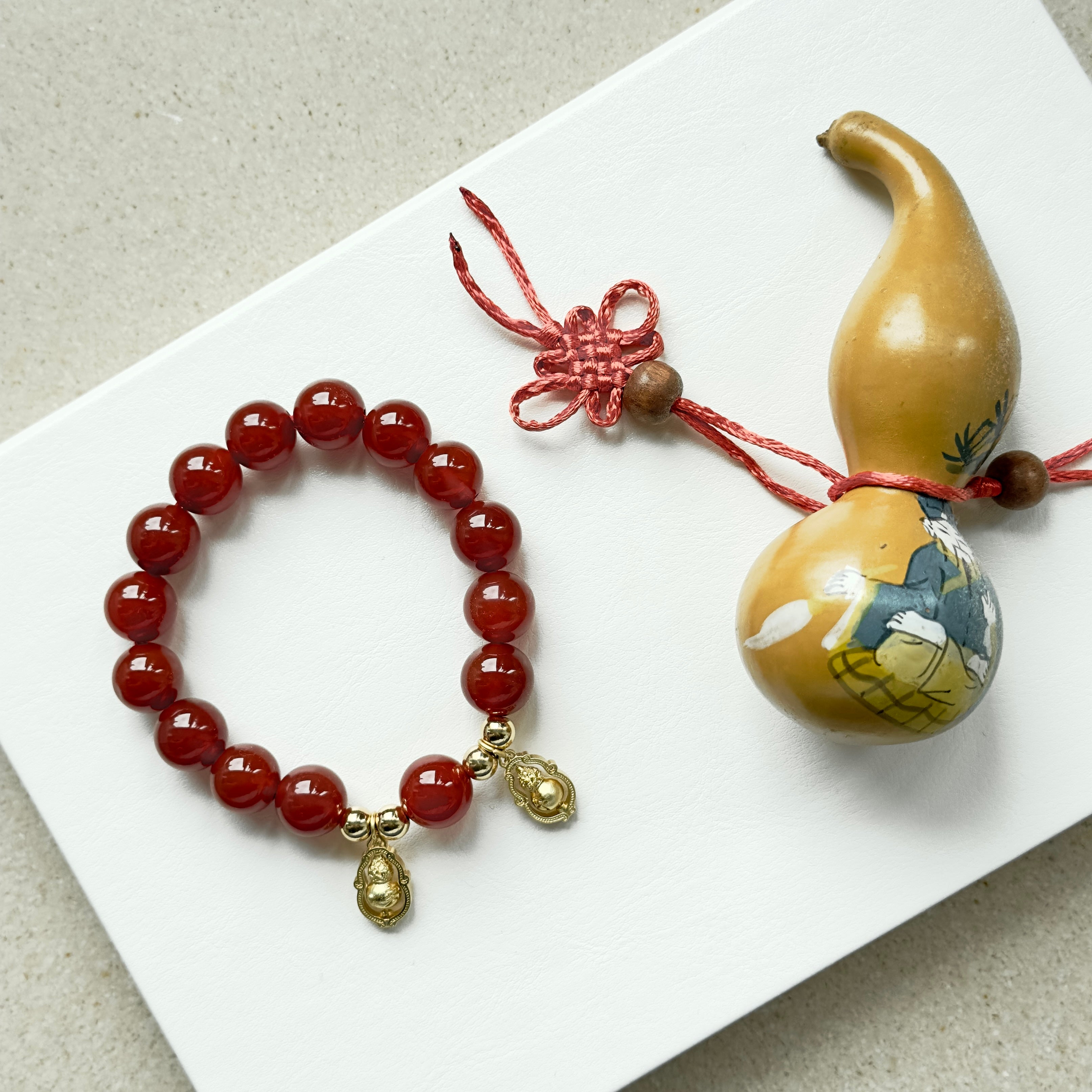 BS65【閤家平安】紅瑪瑙 • 「葫蘆」 14K金配飾手鏈手串 (葫蘆可旋轉）