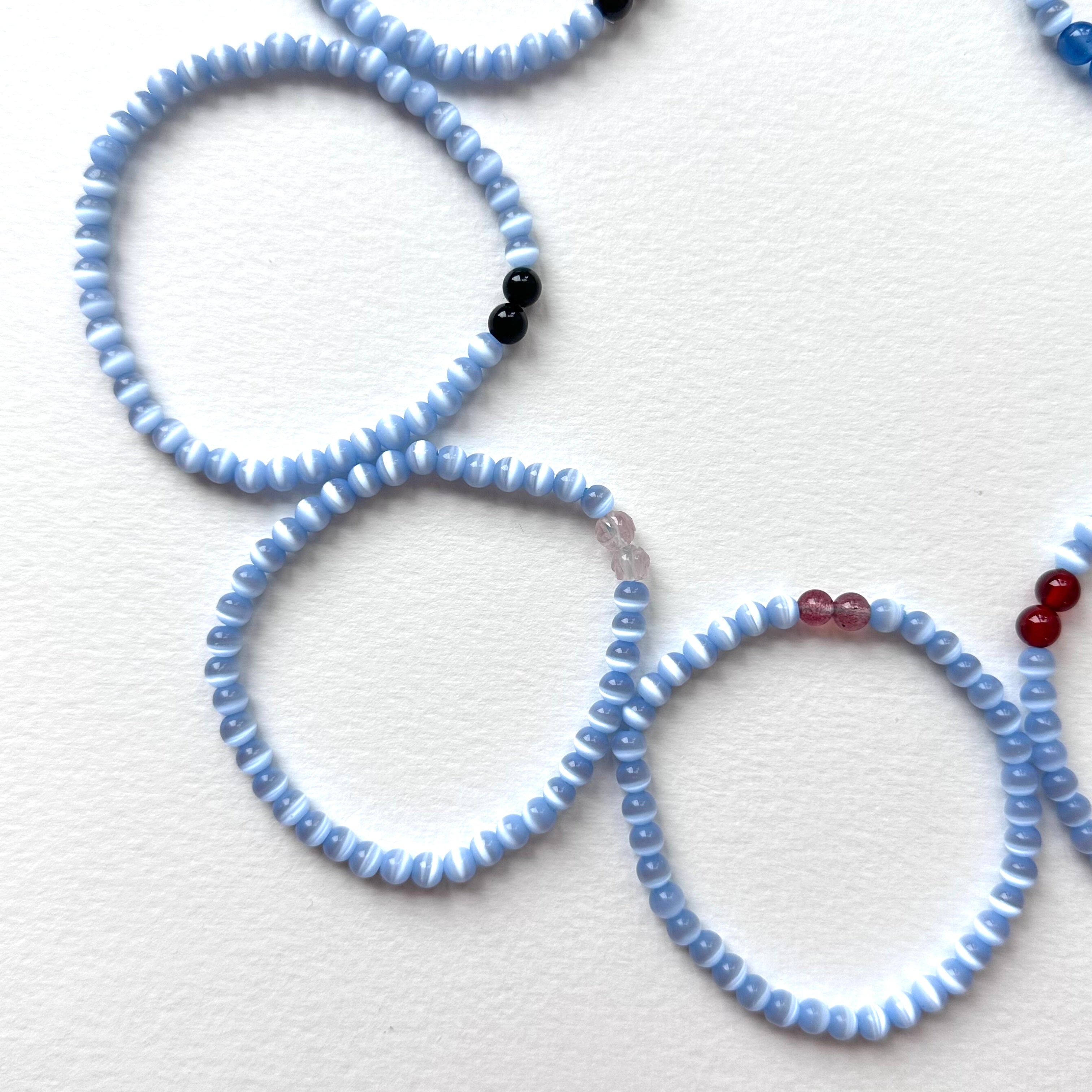 BS279 Blue Cat's Eye | Black Agate | Garnet | Amethyst | Blue Agate | Green Agate | Red Agate | Strawberry Quartz | Rose Quartz Bracelet