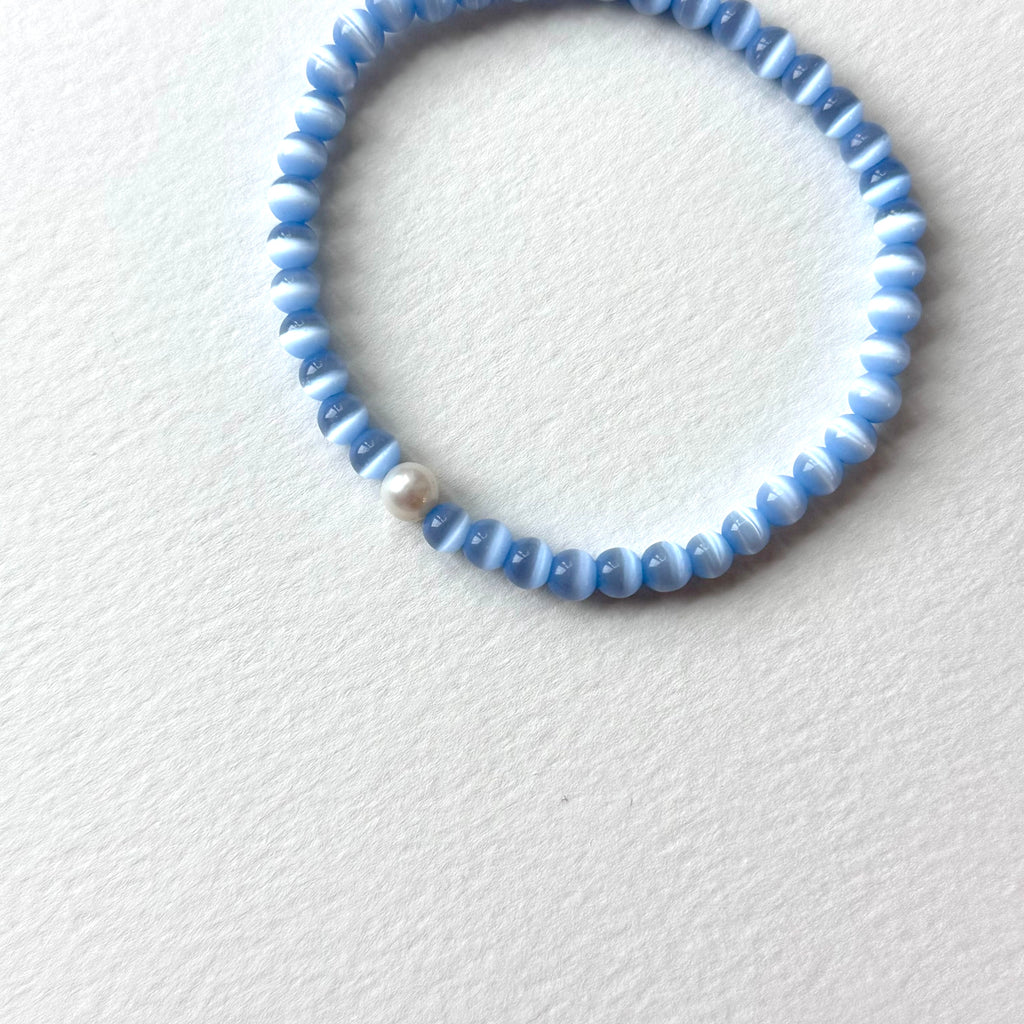 BS280 [Stone of Luck] Blue Cat's Eye Freshwater Pearl Light Bracelet