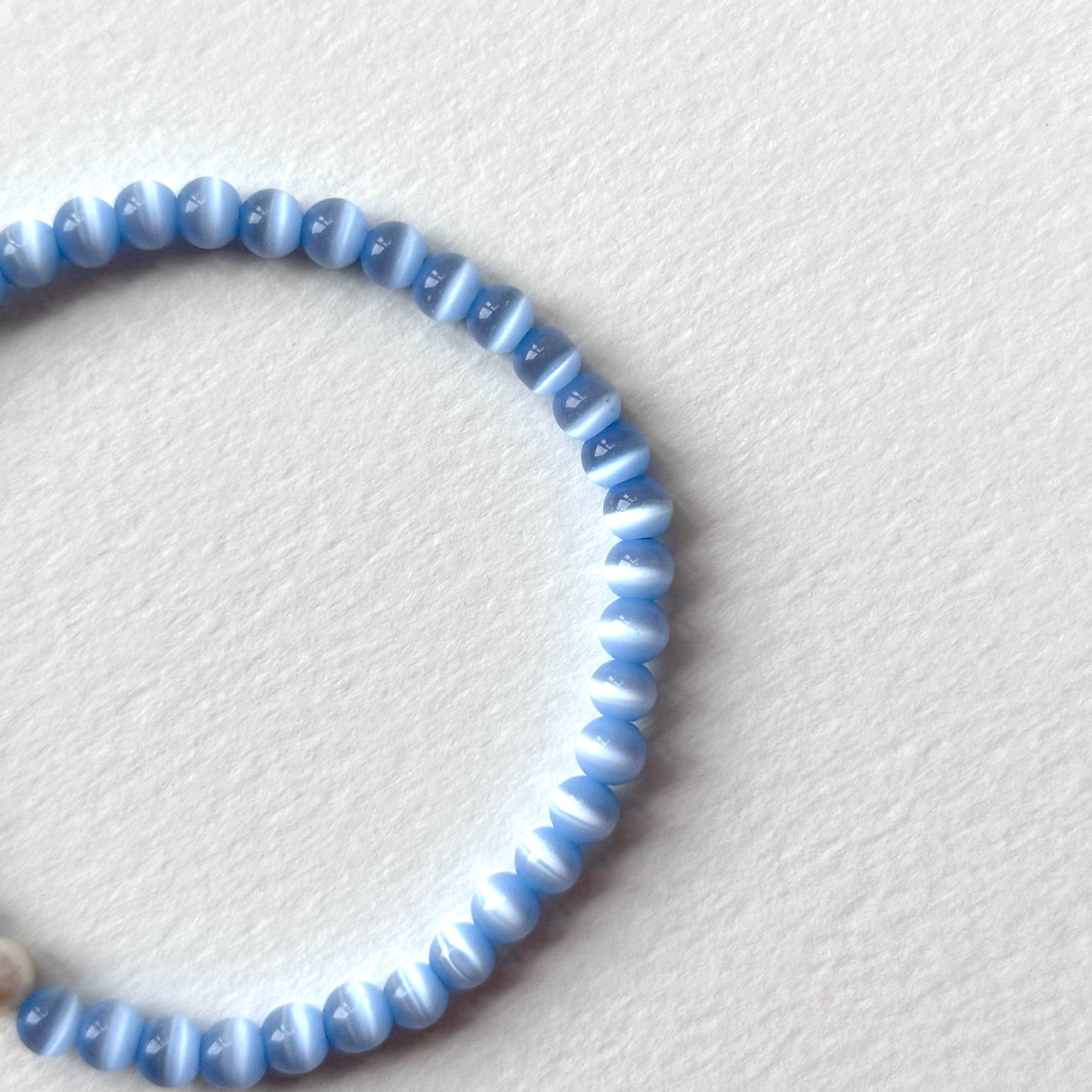 BS280 [Stone of Luck] Blue Cat's Eye Freshwater Pearl Light Bracelet