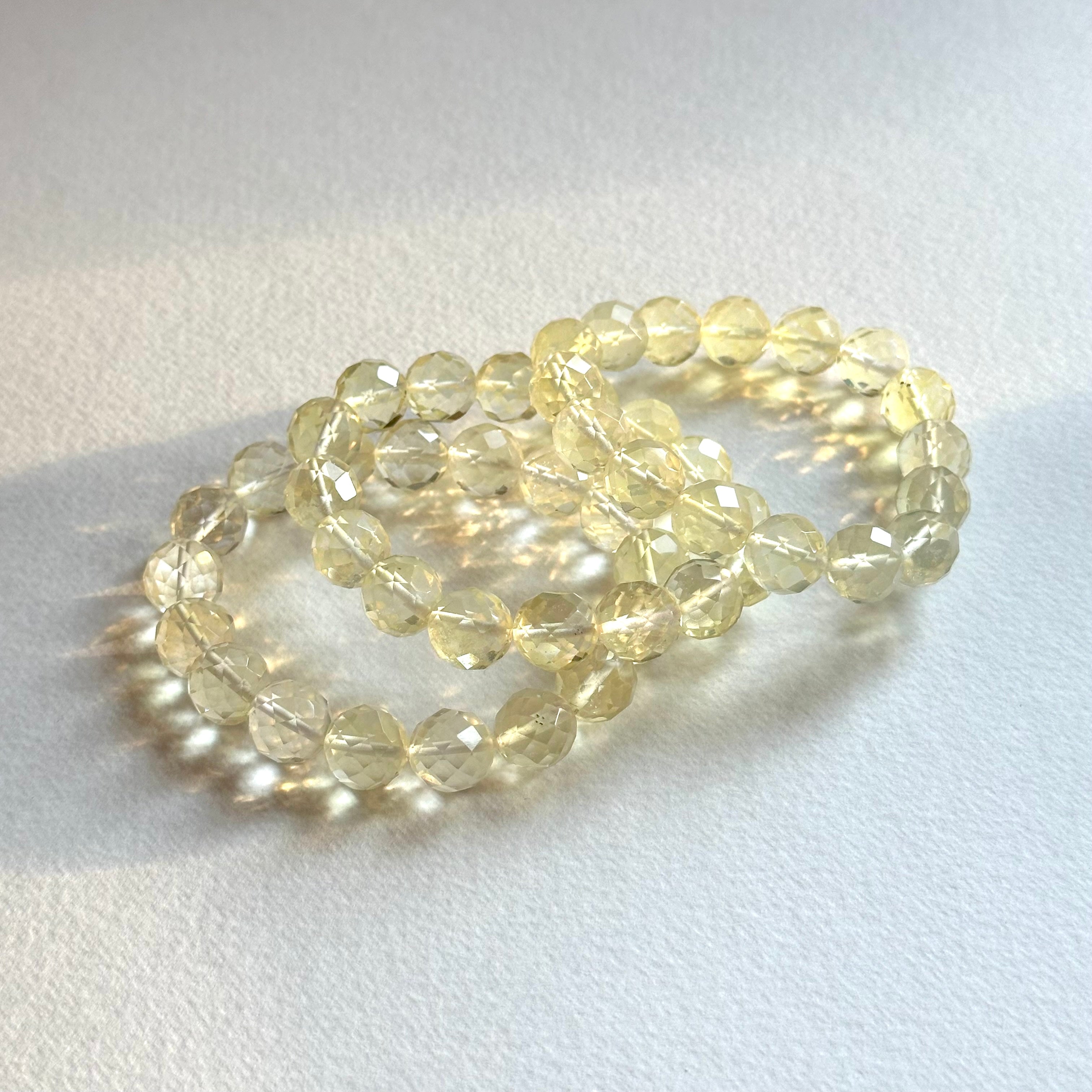 B106 [Glass meteorite] Gold meteorite cut corner pure bead bracelet