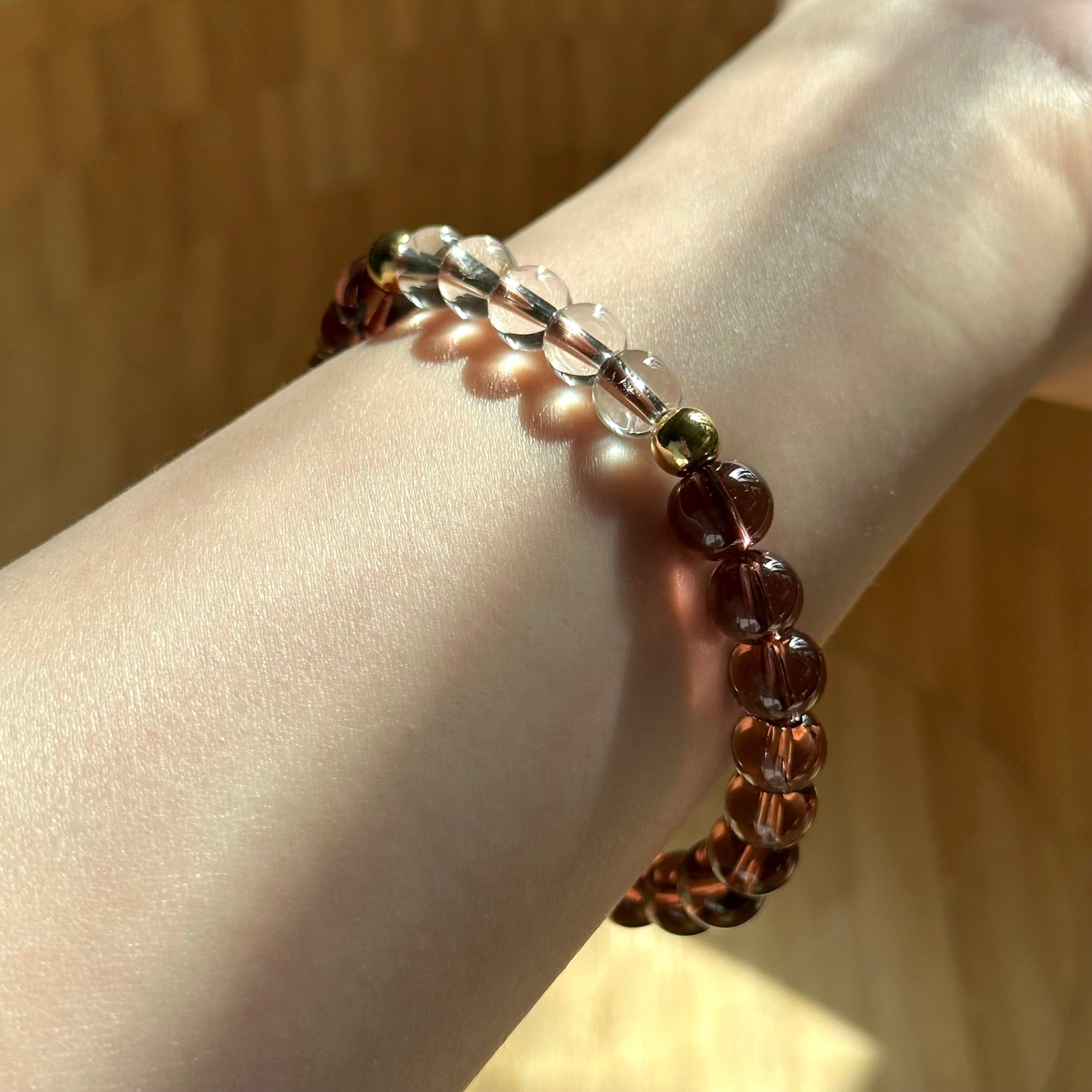 BS292 [Espresso Glass] Brown Glass White Crystal Simple Gold-plated Bracelet