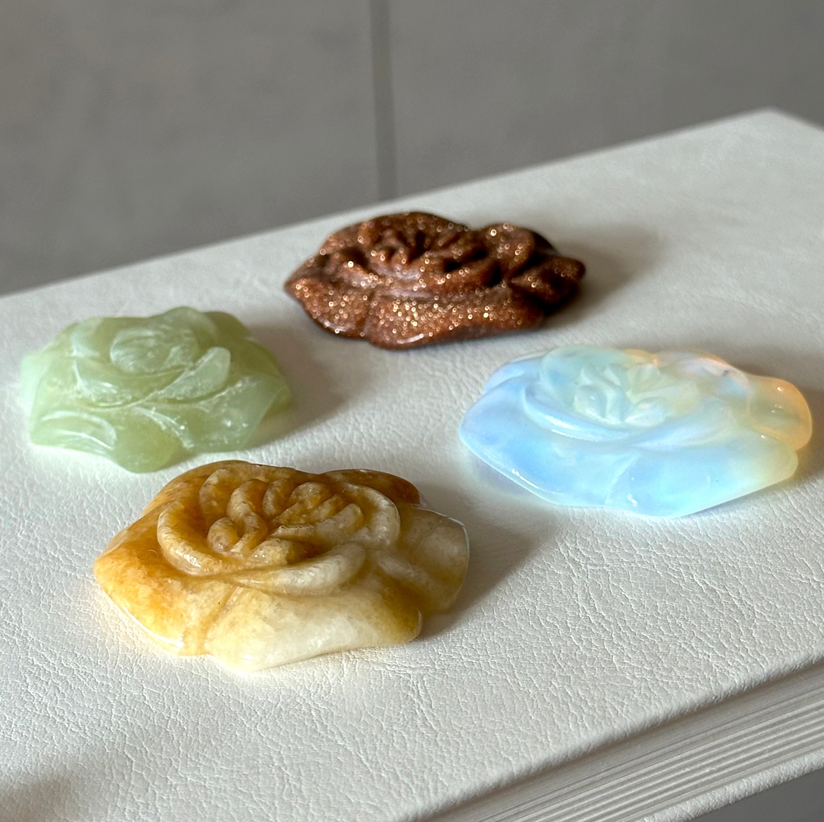 TS30【原石】金砂石蛋白石黃壁玉綠壁玉雕花擺設