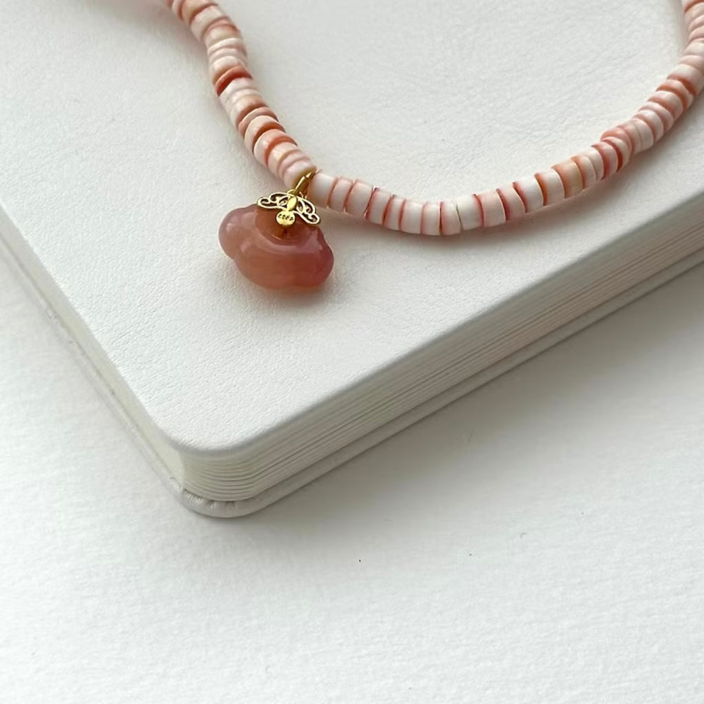 N21 [Shell] Peach Shell Agate Cloud Gold-plated Necklace Necklace Ocean Beach Summer Matching Soul